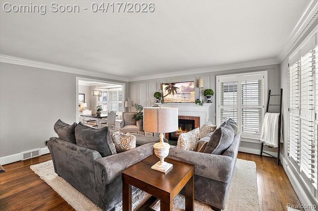 764 W Lincoln Street, Birmingham, MI 48009