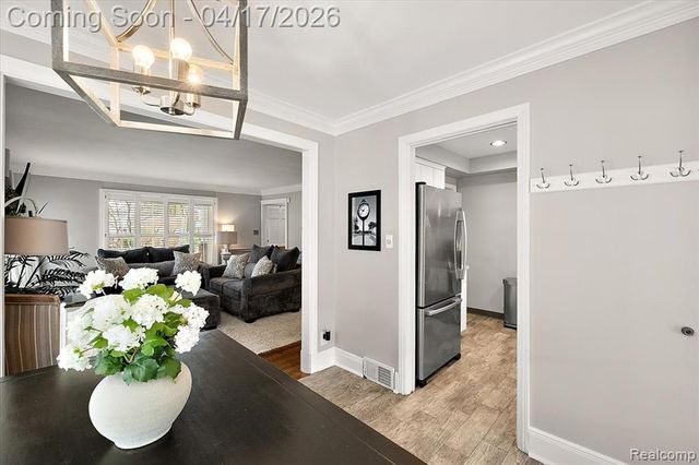 764 W Lincoln Street, Birmingham, MI 48009