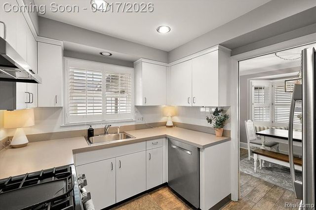 764 W Lincoln Street, Birmingham, MI 48009