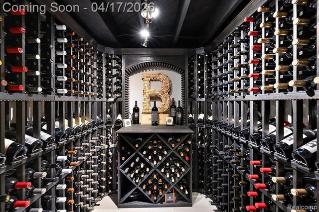 764 W Lincoln Street, Birmingham, MI 48009