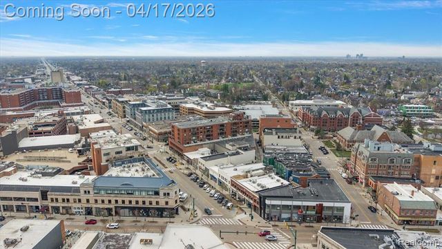 764 W Lincoln Street, Birmingham, MI 48009