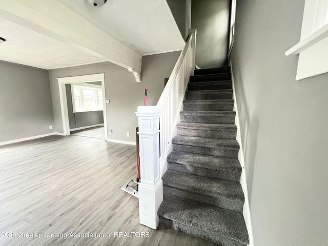 933 Porter Street, Lansing, MI 48906