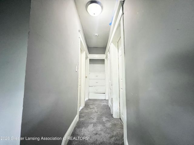 933 Porter Street, Lansing, MI 48906