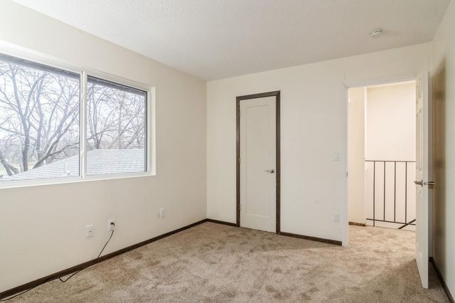 6444 84th Court N, Brooklyn Park, MN 55445