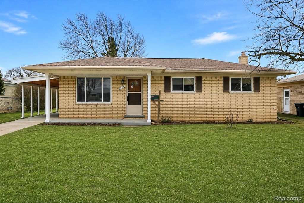 2938 Fox Hill Drive, Sterling Heights, MI 48310