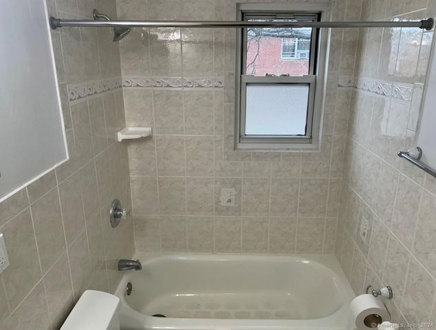 1070 East Main Street 2, Stamford, CT 06608