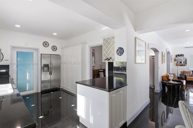 440 Tivoli Ave, Coral Gables, FL 33143