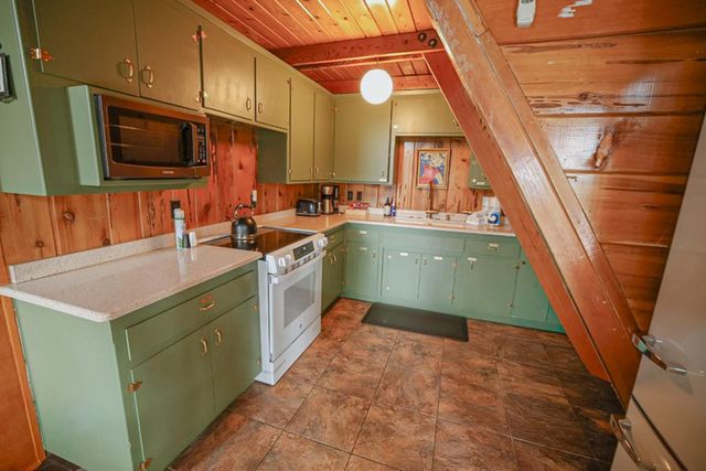 43285 W Sugar Pine, Oakhurst, CA 93644