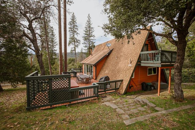 43285 W Sugar Pine, Oakhurst, CA 93644