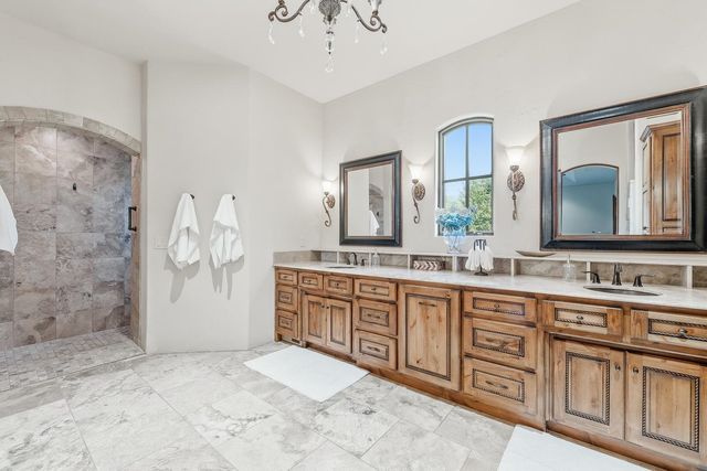 2511 E Flint Hills National Prkwy, Andover, KS 67002