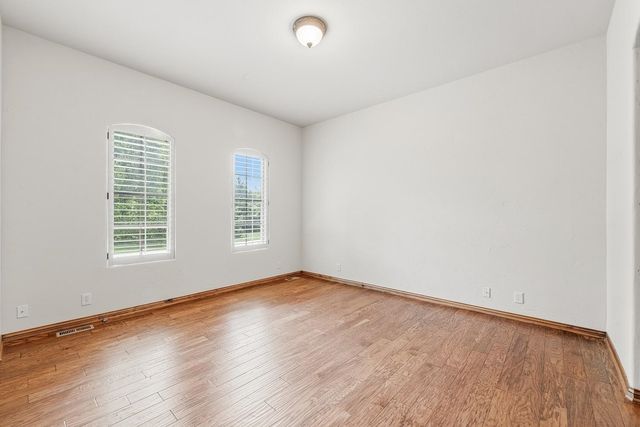 2511 E Flint Hills National Prkwy, Andover, KS 67002