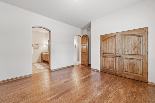 2511 E Flint Hills National Prkwy, Andover, KS 67002