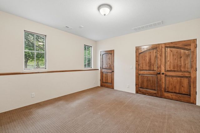 2511 E Flint Hills National Prkwy, Andover, KS 67002