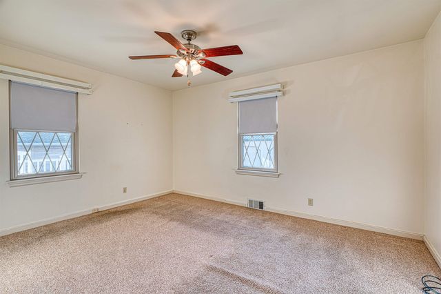 5 S Barker Avenue, Evansville, IN 47712