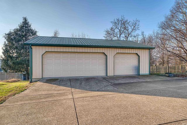 5 S Barker Avenue, Evansville, IN 47712