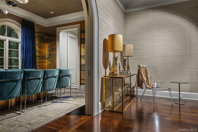 106 Premium Point, New Rochelle, NY 10801