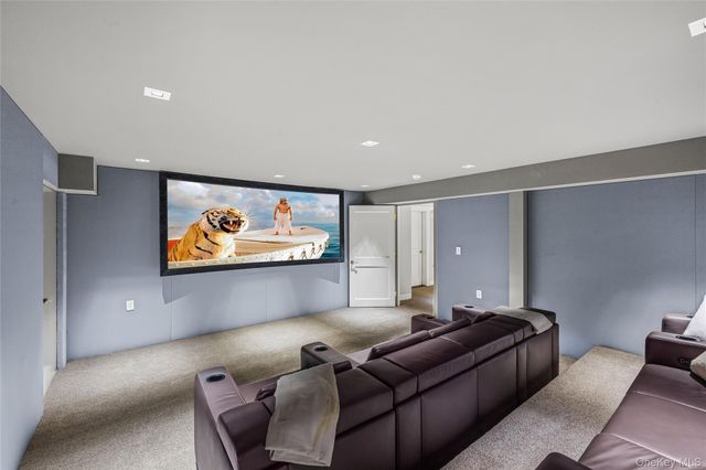 106 Premium Point, New Rochelle, NY 10801