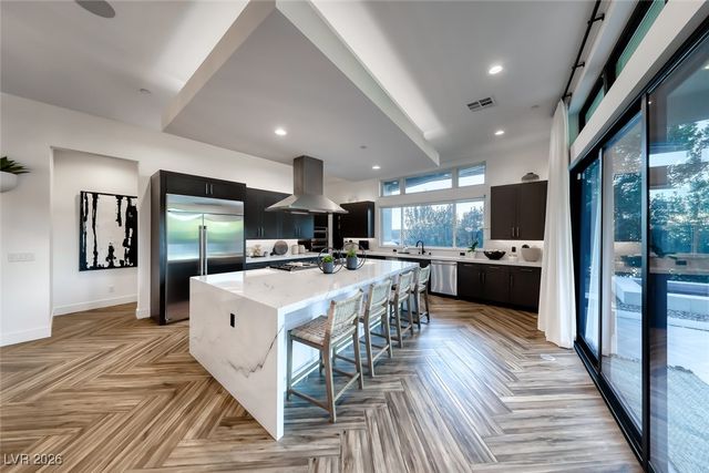 2216 Sky Pointe Ridge Drive, Henderson, NV 89052