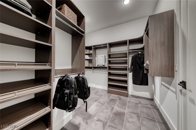 2216 Sky Pointe Ridge Drive, Henderson, NV 89052