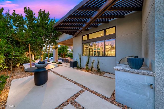 2216 Sky Pointe Ridge Drive, Henderson, NV 89052