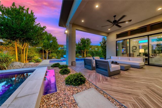 2216 Sky Pointe Ridge Drive, Henderson, NV 89052