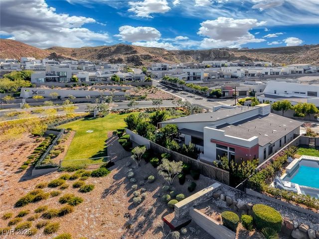 2216 Sky Pointe Ridge Drive, Henderson, NV 89052