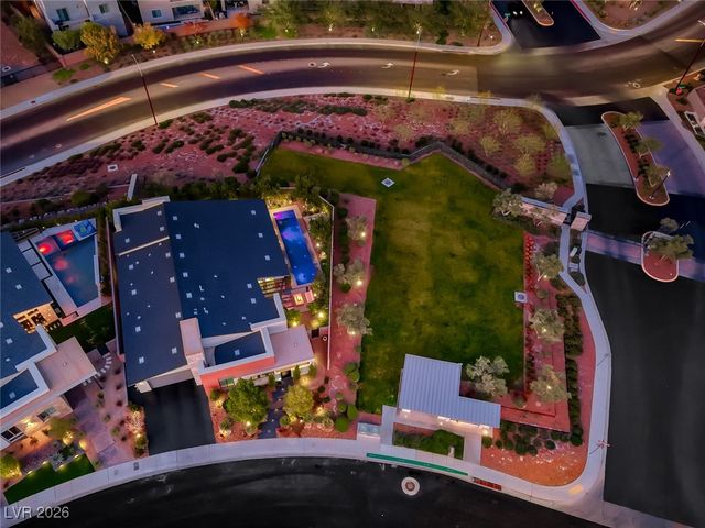 2216 Sky Pointe Ridge Drive, Henderson, NV 89052