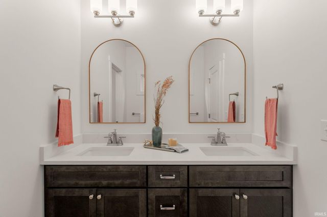 3391 Blarney Drive, South Bend, IN 46628