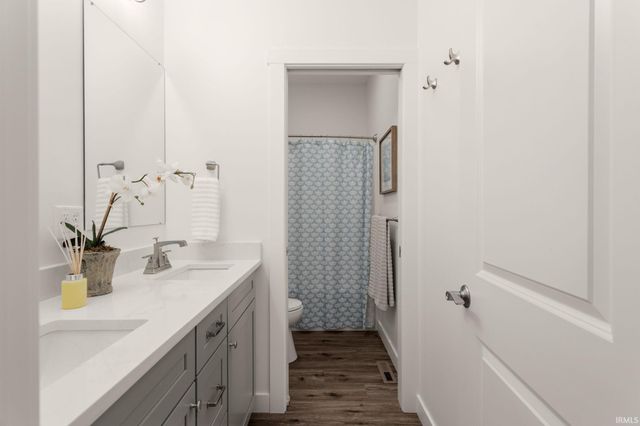 3391 Blarney Drive, South Bend, IN 46628