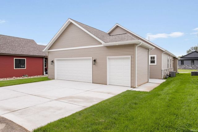 3391 Blarney Drive, South Bend, IN 46628