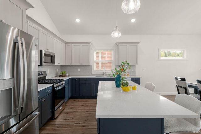 3391 Blarney Drive, South Bend, IN 46628