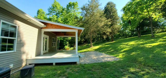 2004 McMahan Hollow Rd, Pleasant View, TN 37146