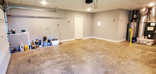 2004 McMahan Hollow Rd, Pleasant View, TN 37146