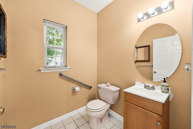 252 Moonlight Dr, Piscataway Twp., NJ 08854