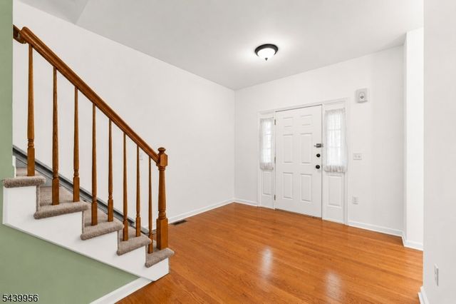 252 Moonlight Dr, Piscataway Twp., NJ 08854