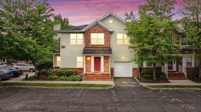 252 Moonlight Dr, Piscataway Twp., NJ 08854