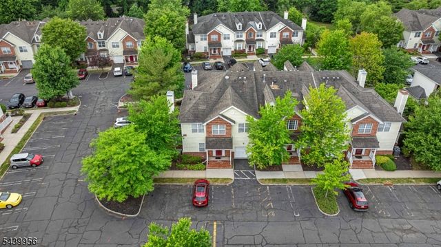 252 Moonlight Dr, Piscataway Twp., NJ 08854