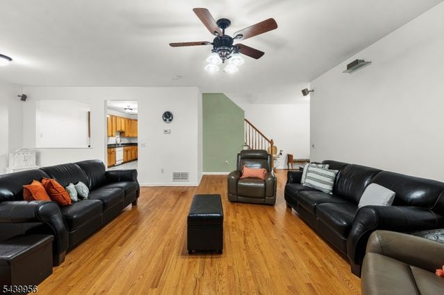 252 Moonlight Dr, Piscataway Twp., NJ 08854