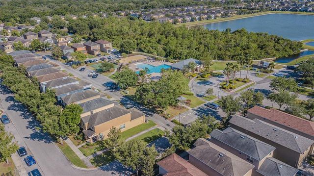 9205 ENGLISH OAKS LANE, Riverview, FL 33578