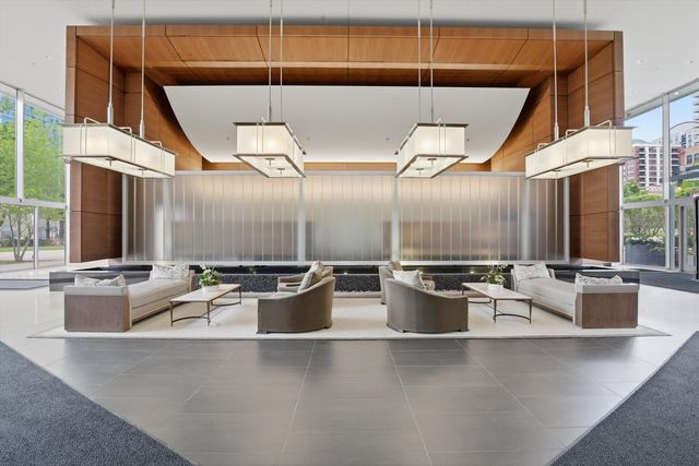 500 W Superior Street 1010, Chicago, IL 60654