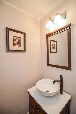 1118 Cambrian Park Court, Sugar Land, TX 77479