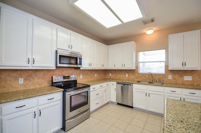 1118 Cambrian Park Court, Sugar Land, TX 77479