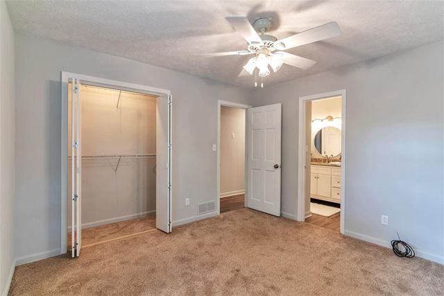 759 Glen Circle, Lawrenceville, GA 30044