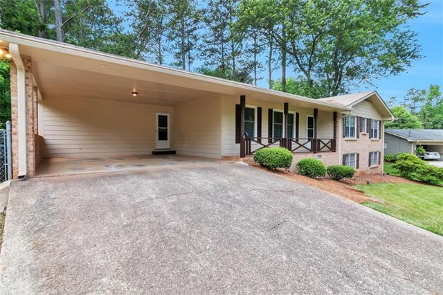 759 Glen Circle, Lawrenceville, GA 30044