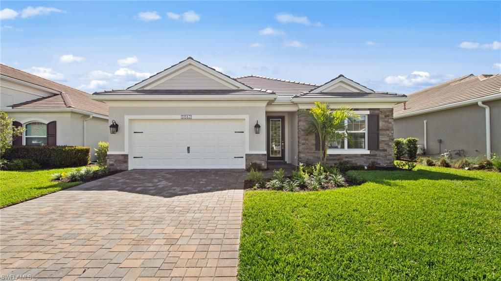 3062 Heritage Pines DR, FORT MYERS, FL 33905 — exterior