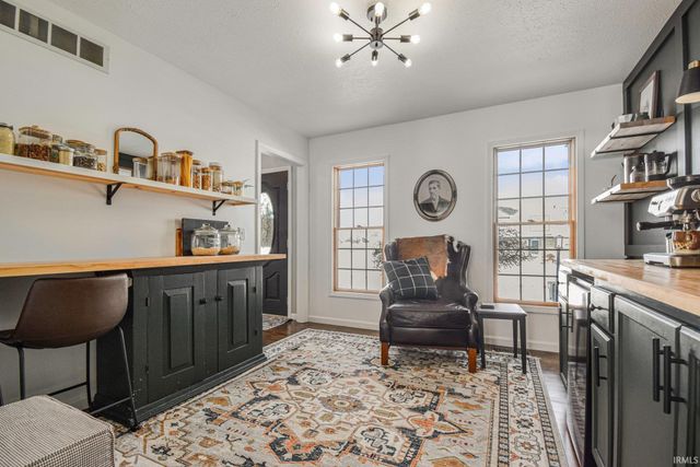 5682 Yellow Wood Drive, South Bend, IN 46614