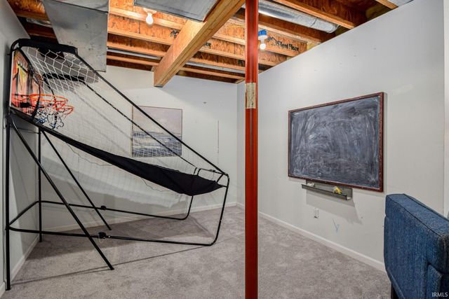 5682 Yellow Wood Drive, South Bend, IN 46614