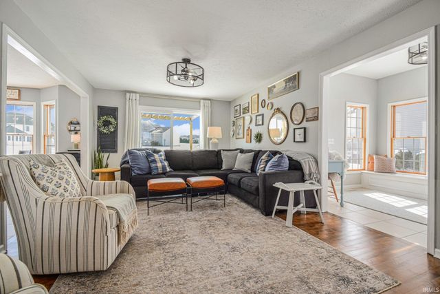 5682 Yellow Wood Drive, South Bend, IN 46614