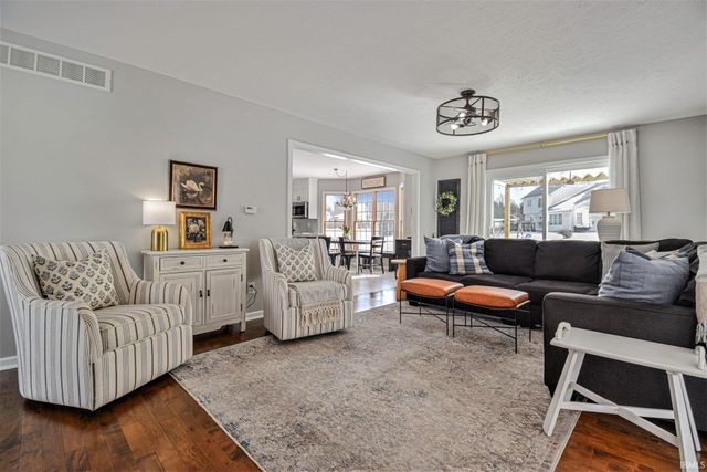 5682 Yellow Wood Drive, South Bend, IN 46614