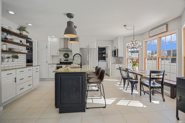 5682 Yellow Wood Drive, South Bend, IN 46614